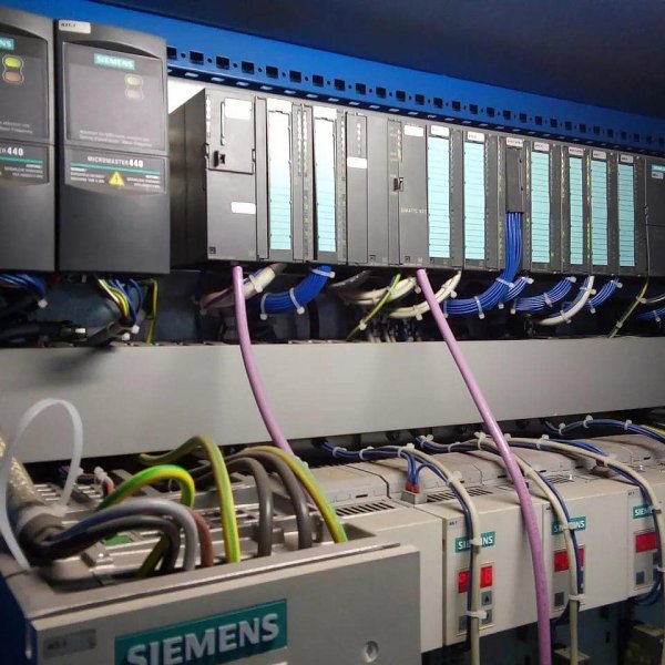  Siemens